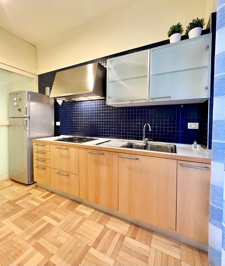 Hostdomus - Casa Corallo アラッシオ エクステリア 写真