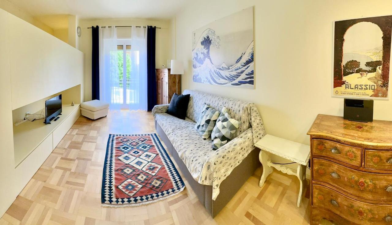 Hostdomus - Casa Corallo アラッシオ エクステリア 写真