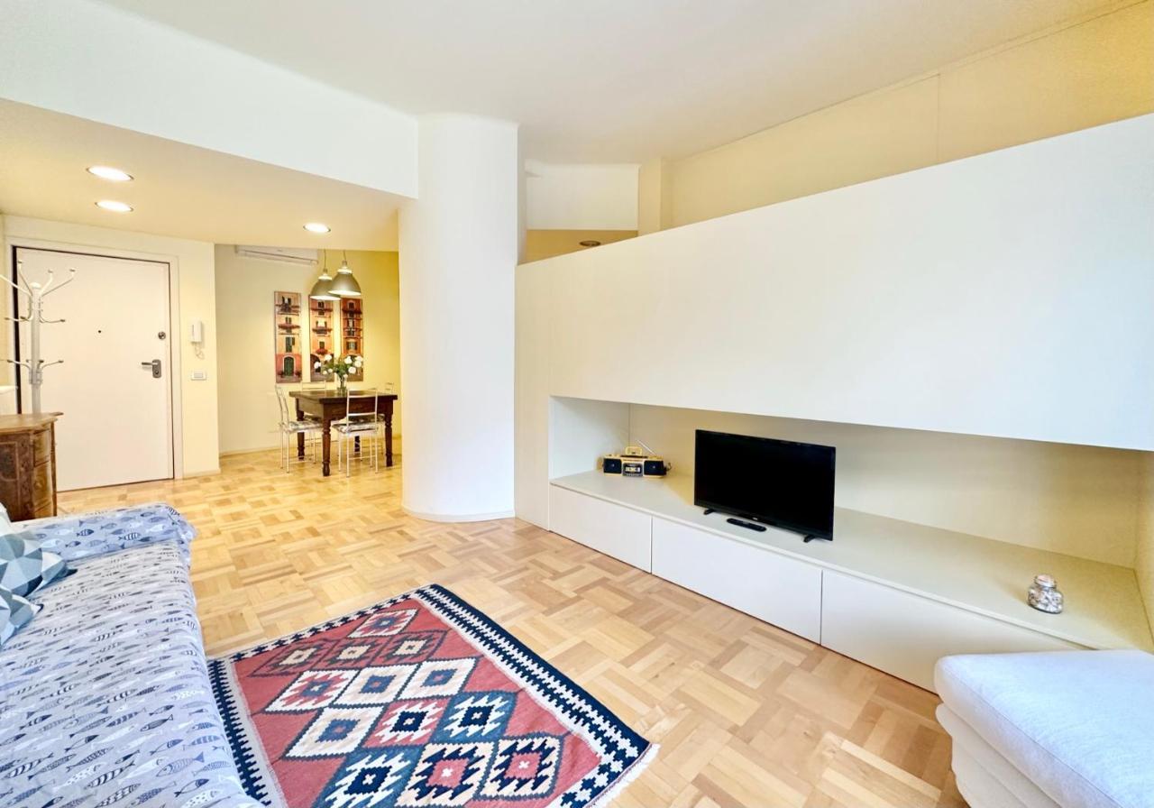 Hostdomus - Casa Corallo アラッシオ エクステリア 写真