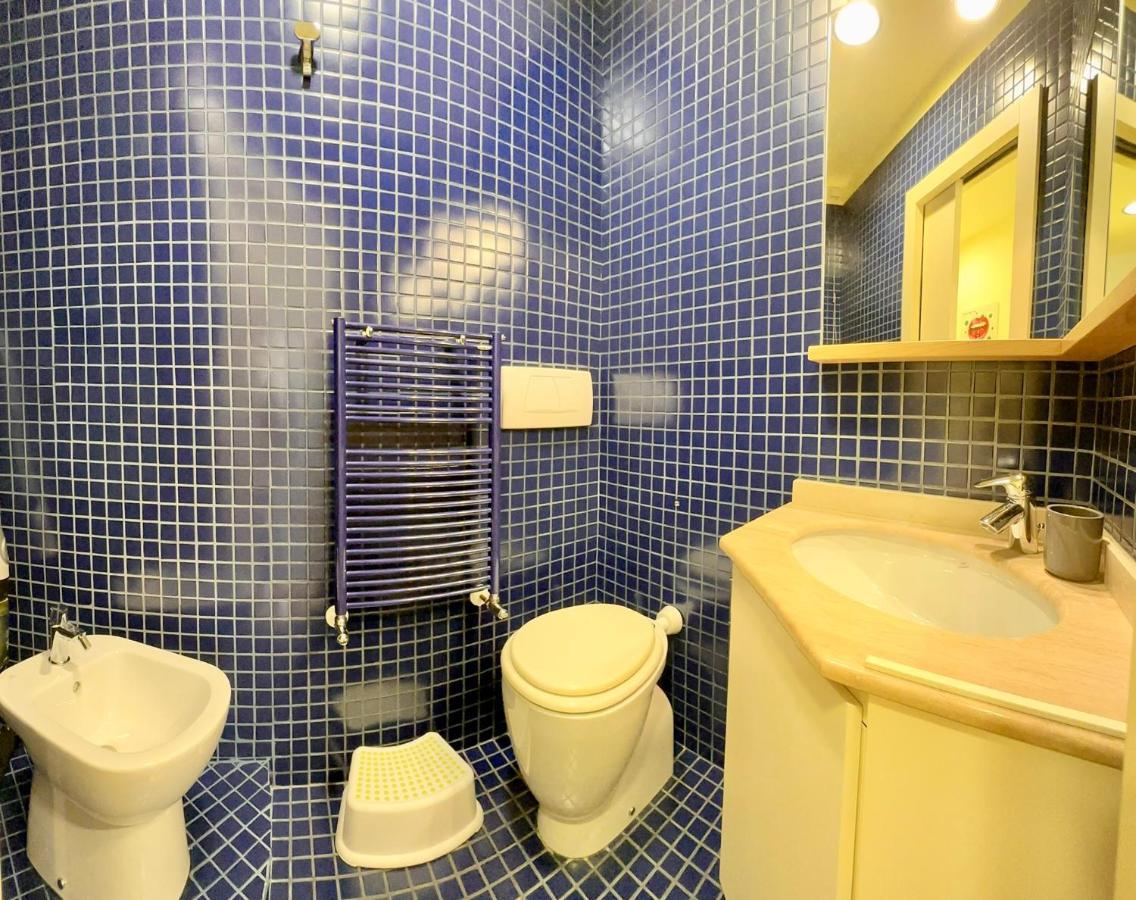 Hostdomus - Casa Corallo アラッシオ エクステリア 写真